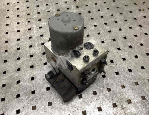 Блок ABS Volkswagen Passat B5 (3B) 1996-2000  Volkswagen Passat Passat B5 (3B) 1996-2000