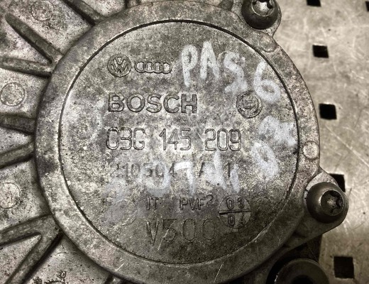 Насос вакуумный Volkswagen Passat B6 (3C) 2005-2010  Volkswagen Passat Passat B6 (3C) 2005-2010