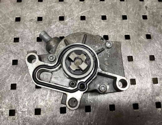 Насос вакуумный Audi A3 I (8L) 1996-2000  Audi A3 A3 I (8L) 1996-2000