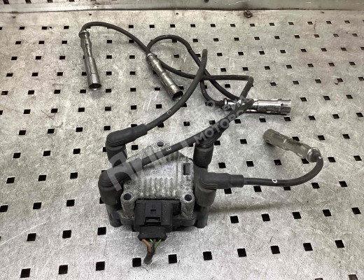 Катушка зажигания Skoda Octavia A4 Tour (1U) 1996-2010  Skoda Octavia Octavia A4 Tour (1U) 1996-2010