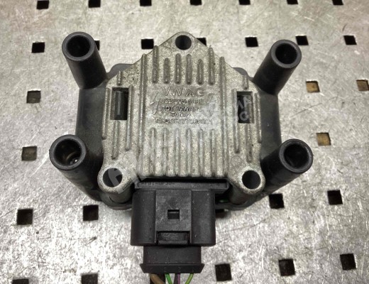 Катушка зажигания Volkswagen Golf IV (1J) 1997-2004  Volkswagen Golf Golf IV (1J) 1997-2004