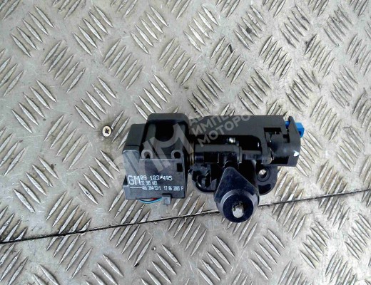 Кнопка открытия багажника Opel Meriva A 2002-2006  Opel Meriva Meriva A 2002-2006