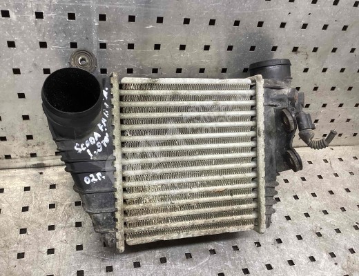 Интеркулер Skoda Fabia I (6Y) 1999-2004  Skoda Fabia Fabia I (6Y) 1999-2004