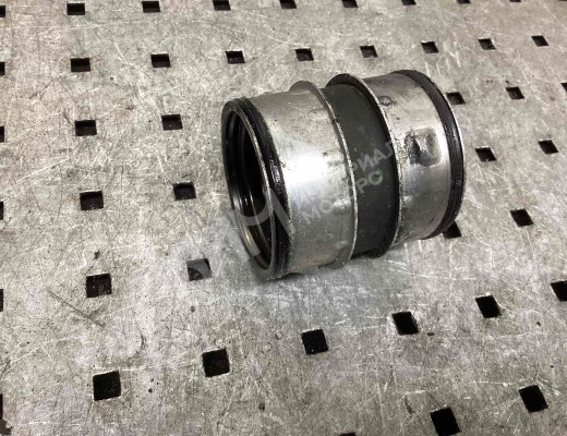 Патрубок интеркулера Volkswagen Golf IV (1J) 1997-2004  Volkswagen Golf Golf IV (1J) 1997-2004