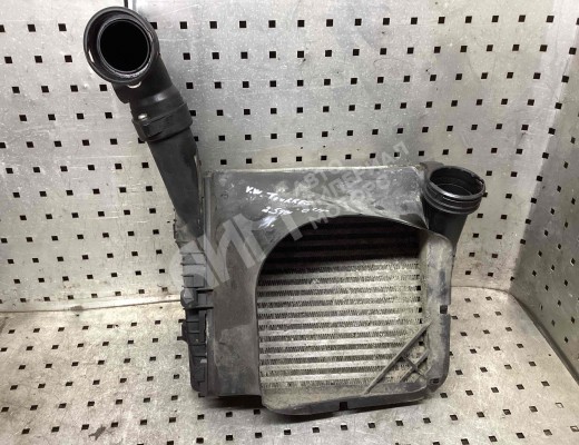 Интеркулер Volkswagen Touareg I (7L) 2002-2006  Volkswagen Touareg Touareg I (7L) 2002-2006