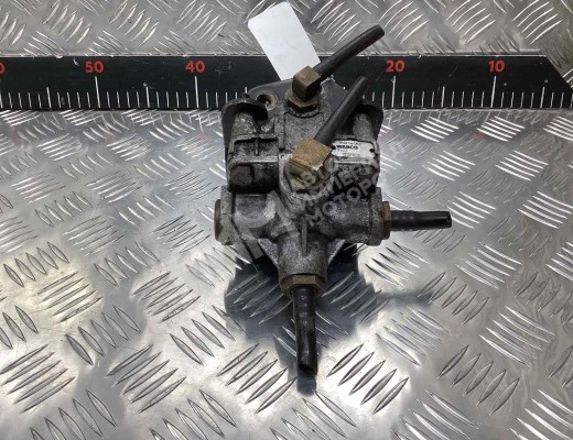 Клапан ускорительный MAN TGS I 2007-2020  MAN TGS TGS I 2007-2020
