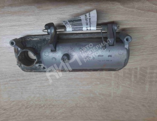 Ручка крышки багажника Volkswagen Golf IV (1J) 1997-2004  Volkswagen Golf Golf IV (1J) 1997-2004