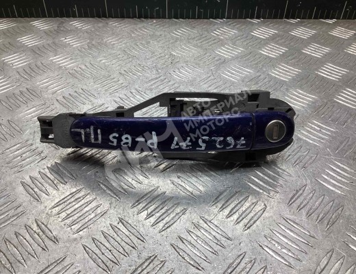 Ручка наружная передняя левая Volkswagen Passat B5 (3B) 1996-2000  Volkswagen Passat Passat B5 (3B) 1996-2000