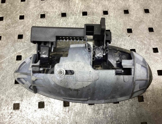 Ручка наружная задняя правая Citroen C5 I 2004-2008 рестайлинг  Citroen C5 C5 I 2004-2008 рестайлинг