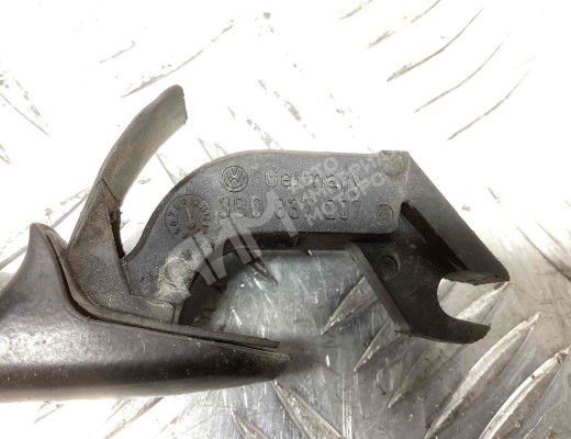 Ручка наружная передняя правая Volkswagen Golf IV (1J) 1997-2004  Volkswagen Golf Golf IV (1J) 1997-2004