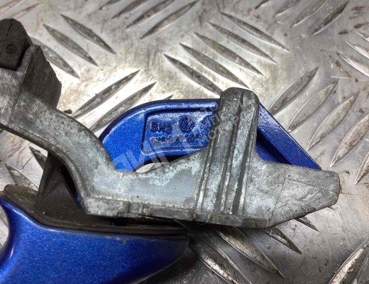 Ручка наружная передняя левая Volkswagen Golf V (1K) 2004-2009  Volkswagen Golf Golf V (1K) 2004-2009
