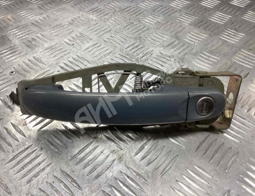 Ручка наружная передняя левая Volkswagen Touran I (1T) 2003-2006  Volkswagen Touran Touran I (1T) 2003-2006