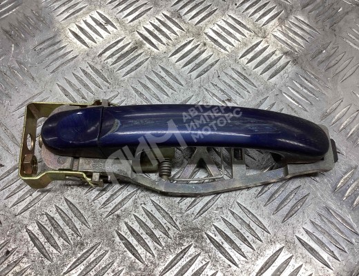 Ручка наружная передняя правая Volkswagen Touran I (1T) 2003-2006  Volkswagen Touran Touran I (1T) 2003-2006