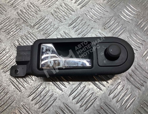 Ручка внутренняя передняя левая Volkswagen Golf IV (1J) 1997-2004  Volkswagen Golf Golf IV (1J) 1997-2004