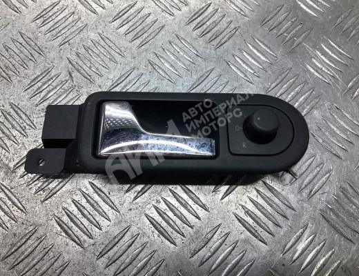 Ручка внутренняя передняя левая Volkswagen Golf IV (1J) 1997-2004  Volkswagen Golf Golf IV (1J) 1997-2004