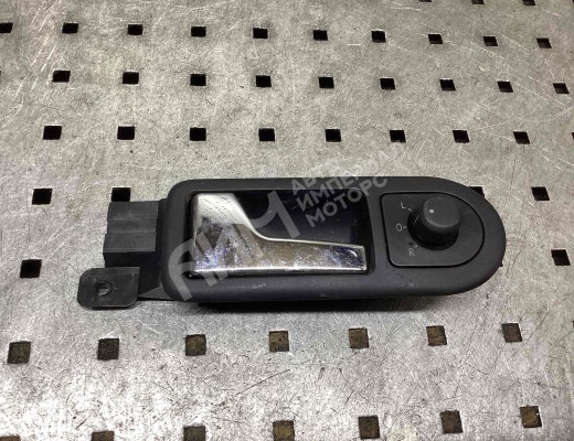 Ручка внутренняя передняя левая Volkswagen Golf IV (1J) 1997-2004  Volkswagen Golf Golf IV (1J) 1997-2004