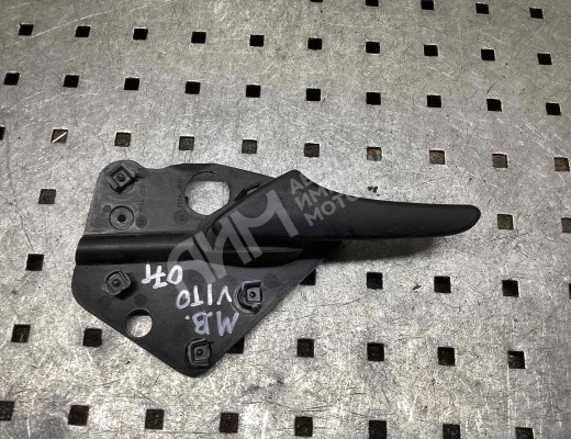 Ручка внутренняя передняя левая Mercedes Vito II (W639) 2003-2010  Mercedes Vito Vito II (W639) 2003-2010