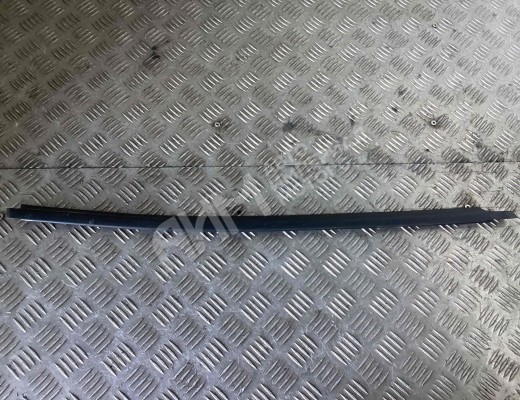 Молдинг стекла двери передней правой наружный Citroen C3 I (F) 2002-2010  Citroen C3 C3 I (F) 2002-2010