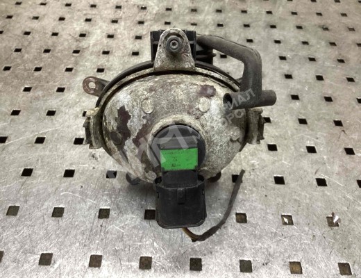 Фара противотуманная левая BMW 3-Series (E46) 2001-2005 рестайлинг  BMW 3-Series 3-Series (E46) 2001-2005 рестайлинг