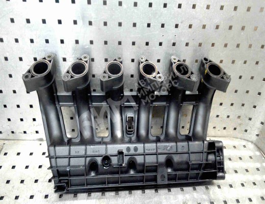 Коллектор впускной BMW 5-Series (E39) 1995-2000  BMW 5-Series 5-Series (E39) 1995-2000