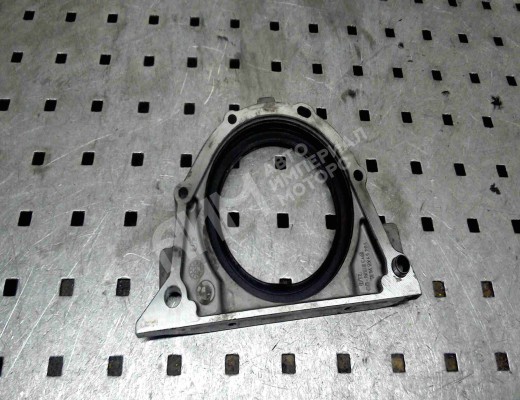 Крышка коленвала BMW 5-Series (E39) 1995-2000  BMW 5-Series 5-Series (E39) 1995-2000