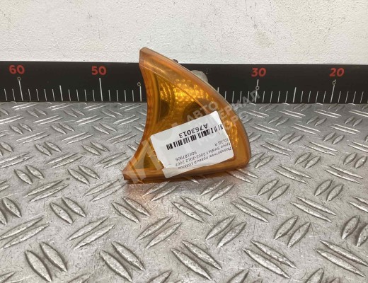 Поворотник правый Iveco Stralis I 2002-2012  Iveco Stralis Stralis I 2002-2012