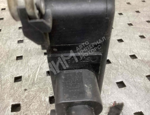 Клапан электромагнитный Volkswagen Golf V (1K) 2004-2009  Volkswagen Golf Golf V (1K) 2004-2009