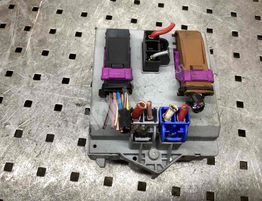 Блок предохранителей Fiat Punto III (199) 2005-2012  Fiat Punto Punto III (199) 2005-2012
