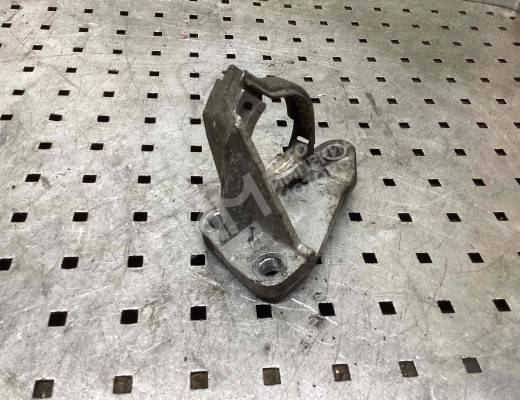 Кронштейн полуоси Renault Megane II 2002-2006  Renault Megane Megane II 2002-2006