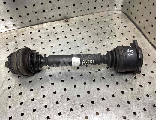 Полуось передняя левая (приводной вал, ШРУС) Audi A4 B5 (8D) 1994-1999  Audi A4 A4 B5 (8D) 1994-1999