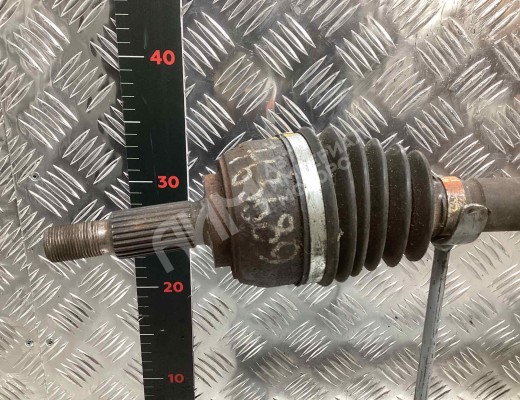 Полуось передняя правая (приводной вал, ШРУС) Renault Megane II 2002-2006  Renault Megane Megane II 2002-2006