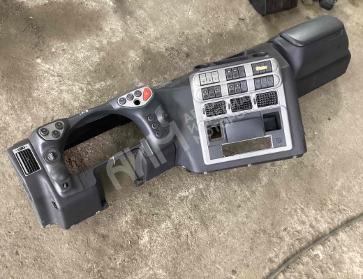 Панель передняя салона (торпедо) Iveco Stralis I 2002-2012  Iveco Stralis Stralis I 2002-2012