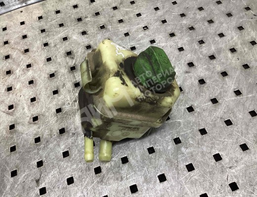 Бачок гидроусилителя Volkswagen Transporter T5 (7H) 2003-2015  Volkswagen Transporter Transporter T5 (7H) 2003-2015