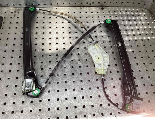 Стеклоподъемник передний правый Volkswagen Golf V (1K) 2004-2009  Volkswagen Golf Golf V (1K) 2004-2009