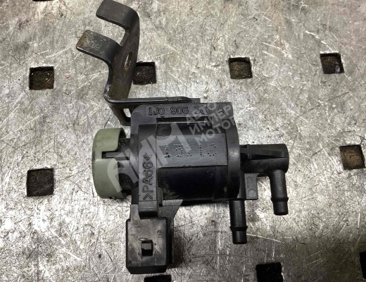 Клапан электромагнитный Volkswagen Passat B5+ (3B) 2000-2005 рестайлинг  Volkswagen Passat Passat B5+ (3B) 2000-2005 рестайлинг