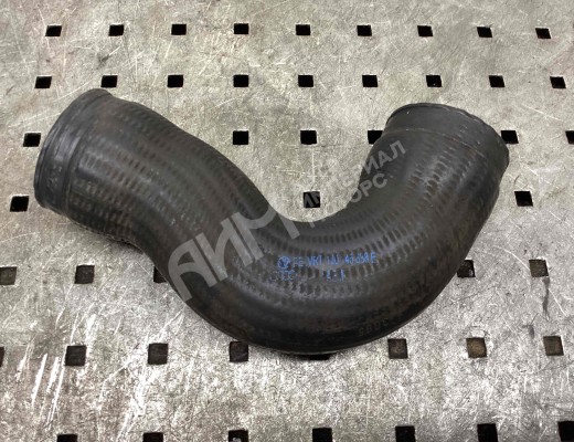 Патрубок интеркулера Volkswagen Golf IV (1J) 1997-2004  Volkswagen Golf Golf IV (1J) 1997-2004