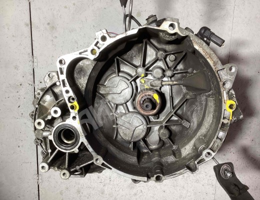 КПП механическая (МКПП) 5-ступенчатая Volvo V40 I (VW) 1995-2000  Volvo V40 V40 I (VW) 1995-2000