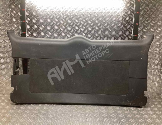 Обшивка крышки багажника Volkswagen Sharan I (7M) 2003-2010 2-й рестайлинг  Volkswagen Sharan Sharan I (7M) 2003-2010 2-й рестайлинг