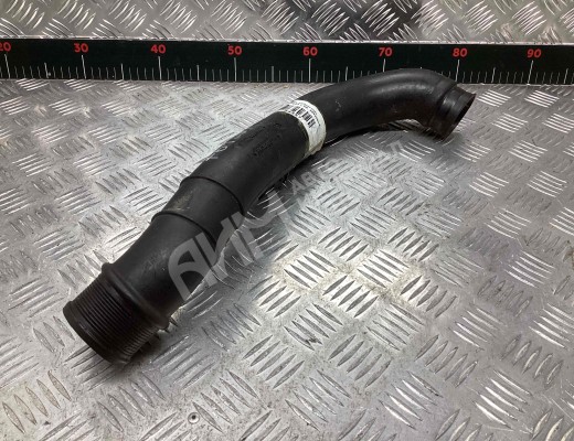 Патрубок интеркулера Volvo V40 I (VW) 1995-2000  Volvo V40 V40 I (VW) 1995-2000