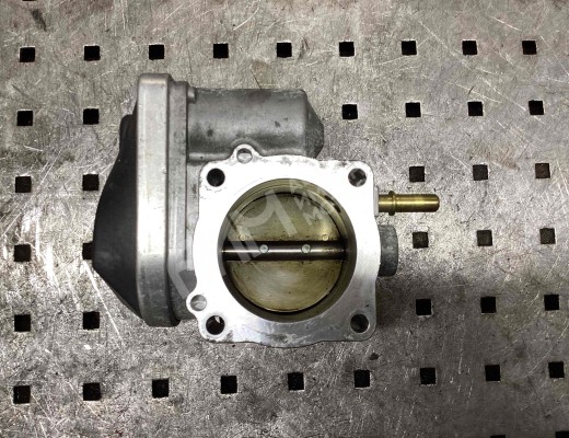 Заслонка дроссельная Renault Megane II 2002-2006  Renault Megane Megane II 2002-2006