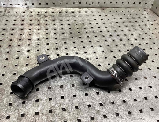 Патрубок интеркулера Ford T. Connect I 2002-2009  Ford Transit Connect T. Connect I 2002-2009