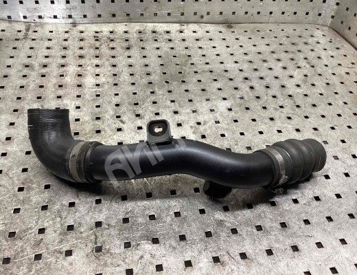 Патрубок интеркулера Ford T. Connect I 2002-2009  Ford Transit Connect T. Connect I 2002-2009