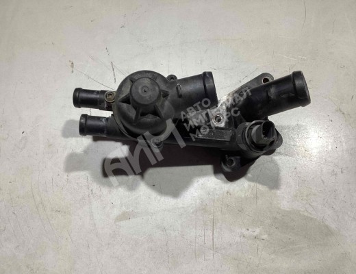 Корпус термостата Volkswagen Fox (5Z) 2003-2011  Volkswagen Fox Fox (5Z) 2003-2011