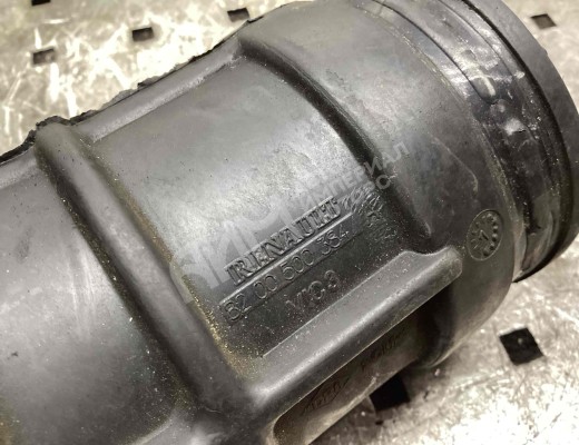 Патрубок воздушного фильтра Renault Megane II 2002-2006  Renault Megane Megane II 2002-2006