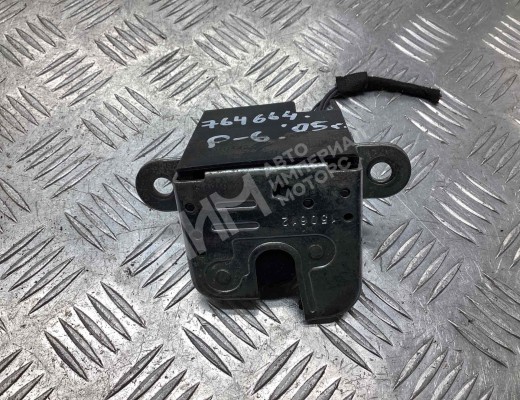 Замок багажника Volkswagen Passat B6 (3C) 2005-2010  Volkswagen Passat Passat B6 (3C) 2005-2010