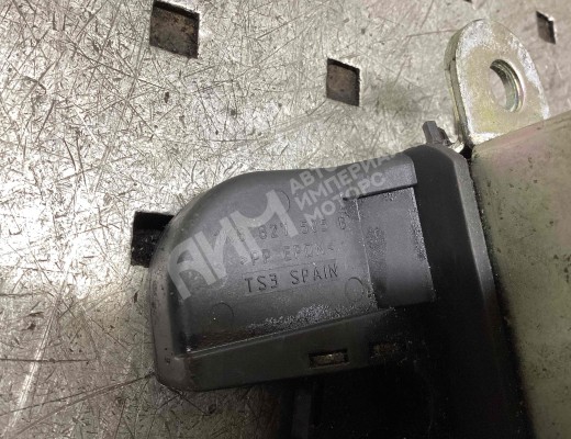 Замок багажника Volkswagen Golf V (1K) 2004-2009  Volkswagen Golf Golf V (1K) 2004-2009