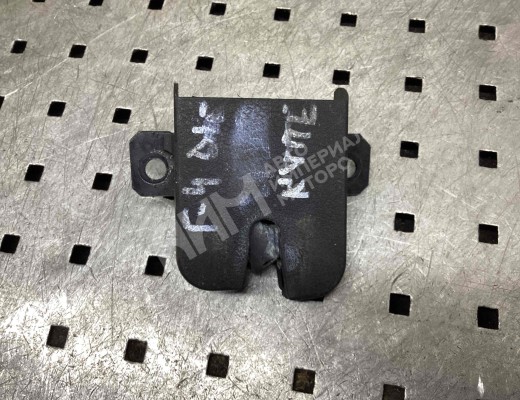 Замок багажника Volkswagen Golf IV (1J) 1997-2004  Volkswagen Golf Golf IV (1J) 1997-2004