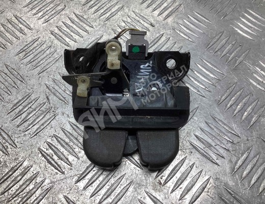 Замок багажника Audi A6 Allroad C5 (4BH) 2000-2005  Audi A6 Allroad A6 Allroad C5 (4BH) 2000-2005