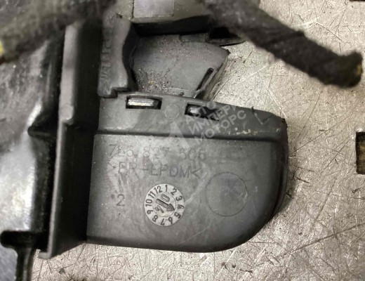 Замок багажника Volkswagen Touareg I (7L) 2002-2006  Volkswagen Touareg Touareg I (7L) 2002-2006