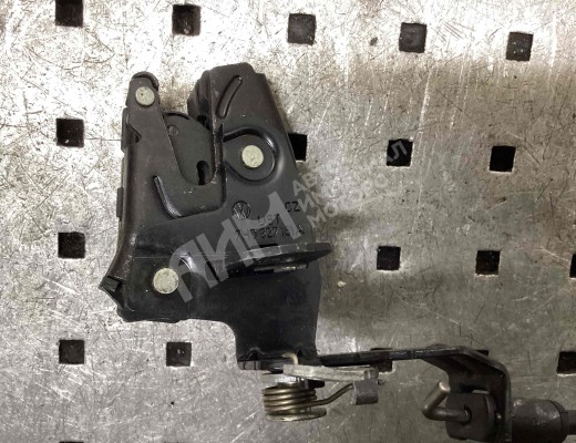 Замок багажника Volkswagen Transporter T5 (7H) 2003-2015  Volkswagen Transporter Transporter T5 (7H) 2003-2015